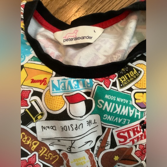 Peter Alexander Stranger Things Loungewear Pullover Top - Picture 3 of 13